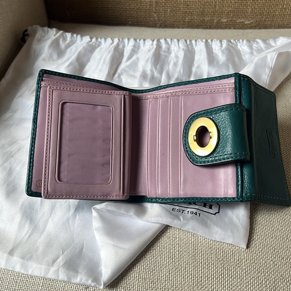 HTF Coach Ergo Teal Turquoise Turnlock Wallet - Picture 8 of 11